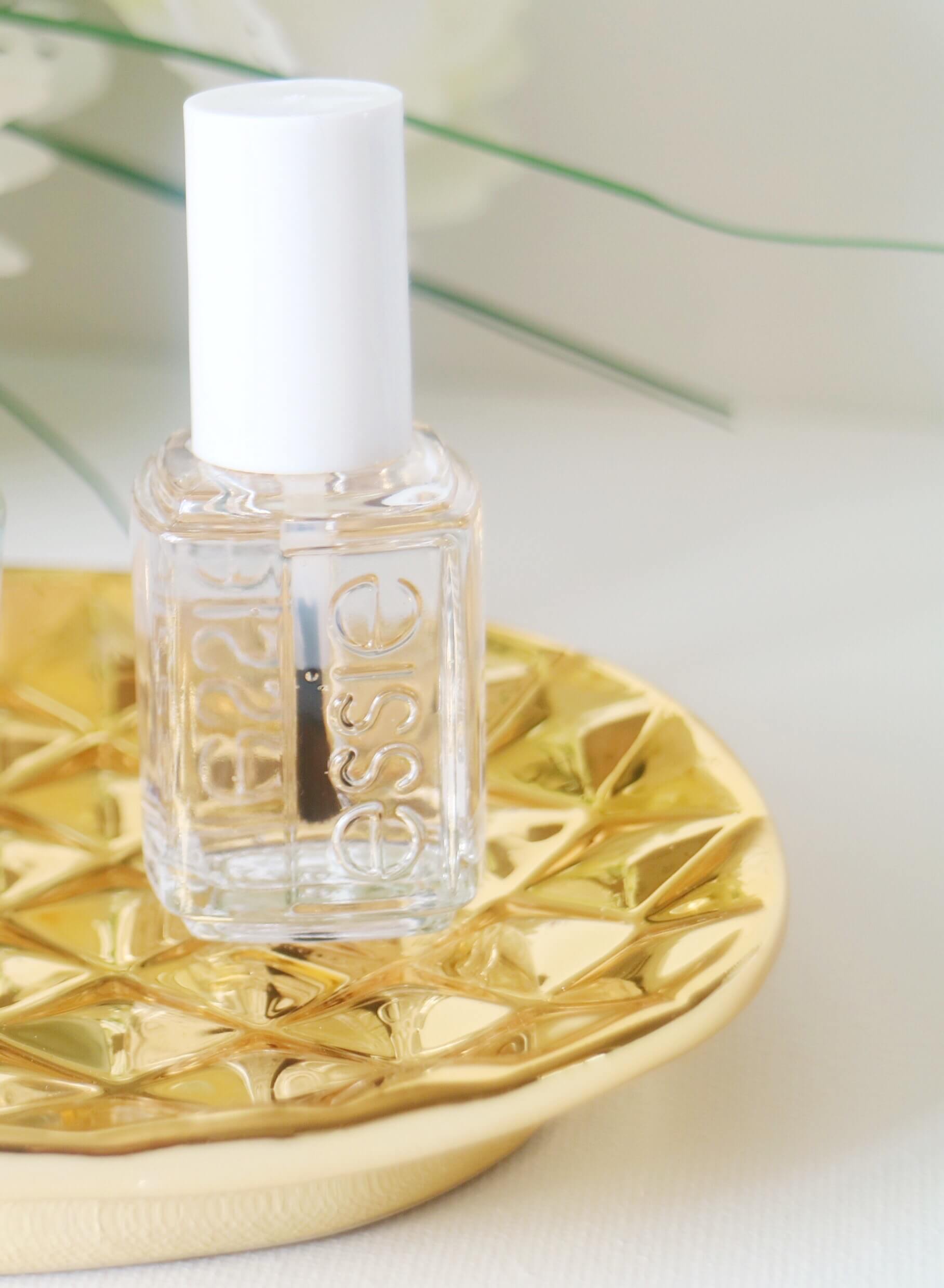 Essie nail polish top coat