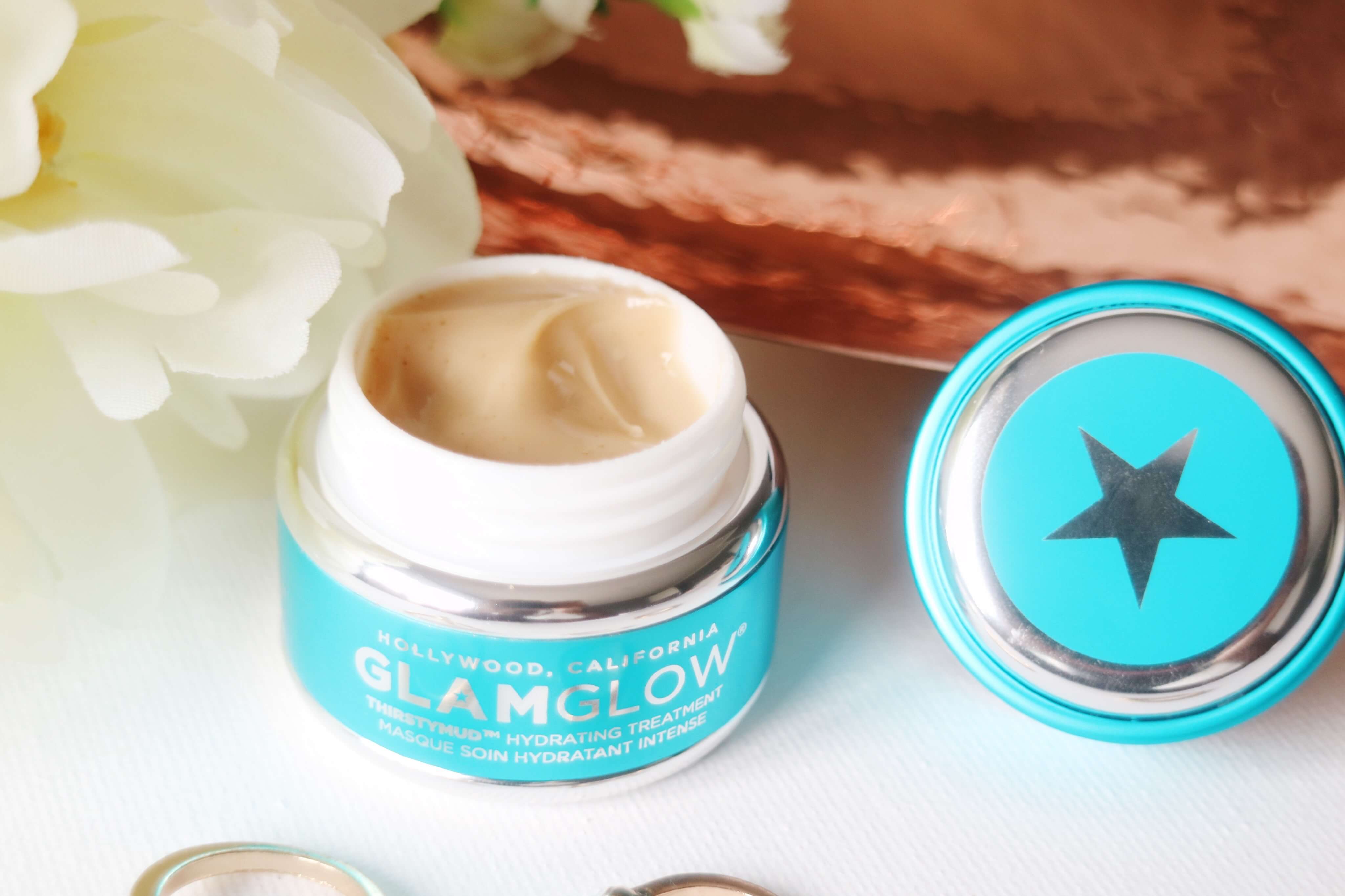 glamglow thirstymud hydrating treatment perfect for all skin types can provides youthful glowing bright skin